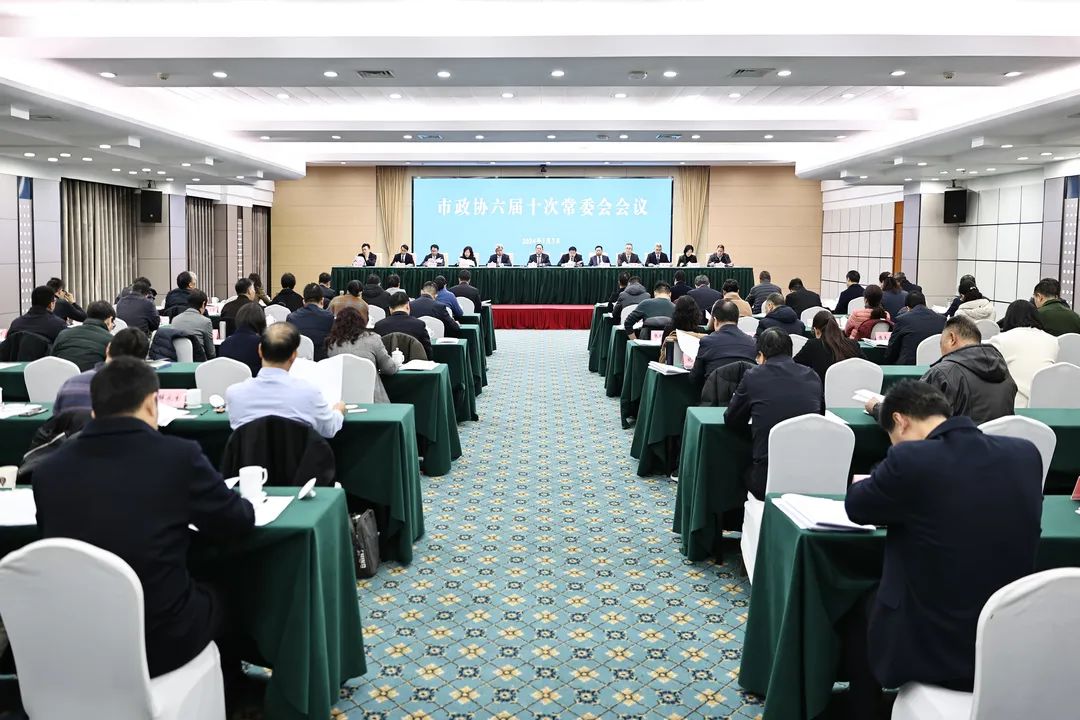 王昊 大會場_副本.jpg